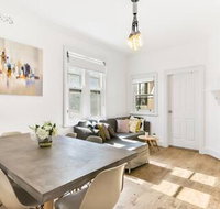 Spacious Harbour View 4bd home in Sydney CBD - Accommodation Daintree