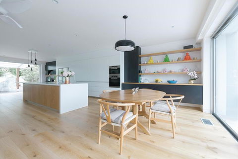 Spectacular Bilgola Beachhouse - Accommodation Daintree 3