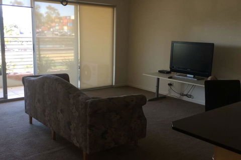 Spectacular River Views In Fabulous Footscray. - Accommodation Daintree 2