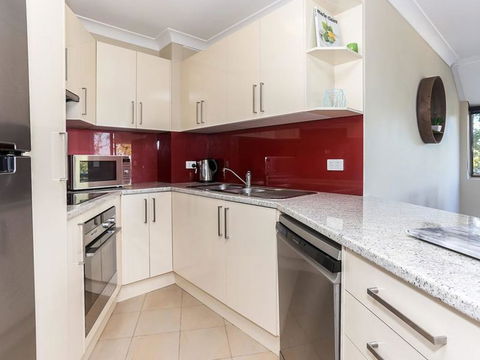 Spectacular Views & Walking Distance To The Beach! - Accommodation Daintree 2
