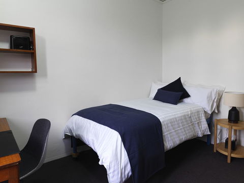 St Paul's Serviced Accommodation - Accommodation Daintree 3
