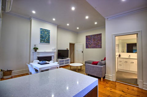 Stay On Sussex - Accommodation Daintree 2