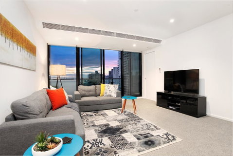 StayCentral On Lonsdale - Accommodation Daintree 3