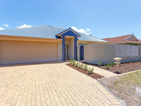 Stockmans Way 2-3 - Accommodation Daintree 0