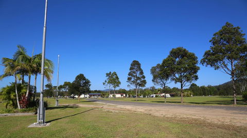 Stoney Park Holiday Park - Accommodation Daintree 0