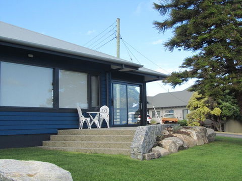 Storm Bay Cottage - Accommodation Daintree 1