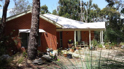 Stringybark Hills Retreat - Accommodation Daintree 1