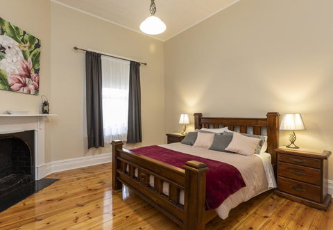 Strothers Farm House - Accommodation Daintree 0
