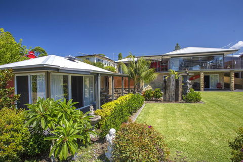 Studio Cabana On Golf In Mollymook - Accommodation Daintree 0