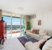 Stunning Harbour View Home - Accommodation Daintree