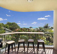 Stunning views great location Sunshine Beach - Unit 1 Vista Pacific 12 Bryan Street - Accommodation Daintree