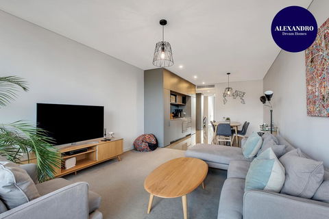 STYLISH CAMPERDOWN APARTMENT And PARKING INC - Accommodation Daintree 0