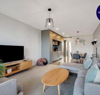 STYLISH CAMPERDOWN APARTMENT and PARKING INC - Accommodation Daintree