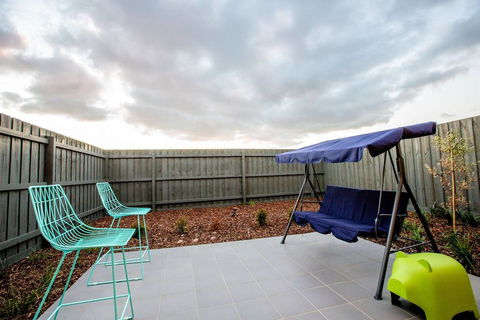 StylishTownhouse@Narre Warren/TrainStation/SC - Accommodation Daintree 1