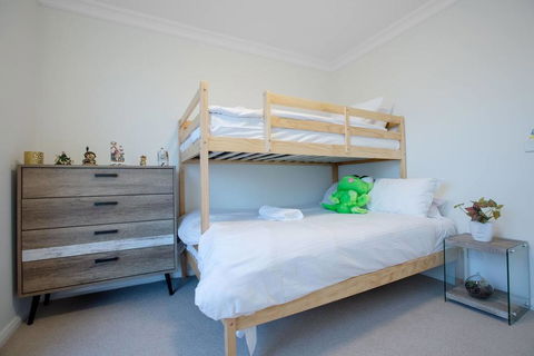 StylishTownhouse@Narre Warren/TrainStation/SC - Accommodation Daintree 0