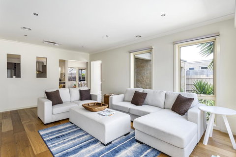 Summer Breeze - Accommodation Daintree 0