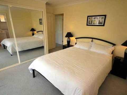 Sunset Place' 1/29 Sunset Boulevard- Gorgeous Townhouse So Close To The Water - Accommodation Daintree 1