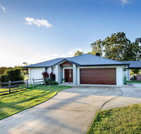 Sunset Retreat Airlie Beach Rural Getaway - Accommodation Daintree