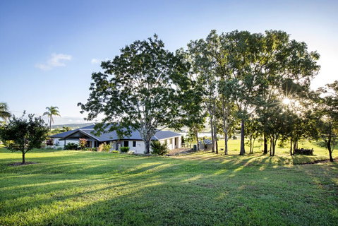 Sunset Retreat Airlie Beach Rural Getaway - Accommodation Daintree 1