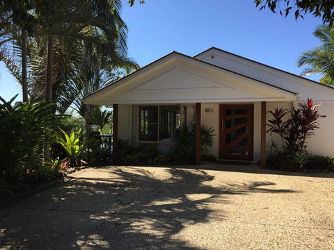 Sunshine Coast Tropical Getaway - Accommodation Daintree 2