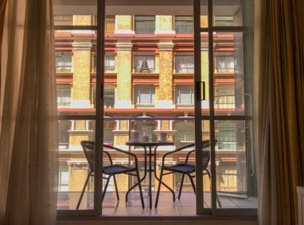 Parliament House NSW Accommodation Daintree