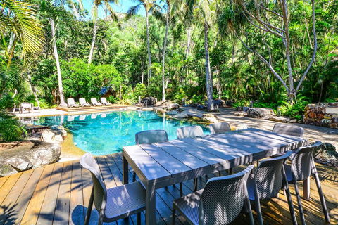 Superior Poinciana 011 On Hamilton Island - Accommodation Daintree 2