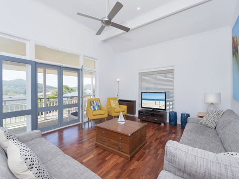 Surf Break - 10B Tuna (Upstairs) - Accommodation Daintree 3