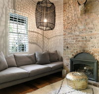 Surfside Luxury in the heart of Manly - Accommodation Daintree