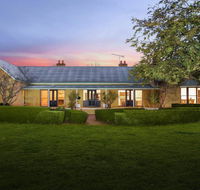 Sutton Downs - renovated country home on 100 acres - Accommodation Daintree