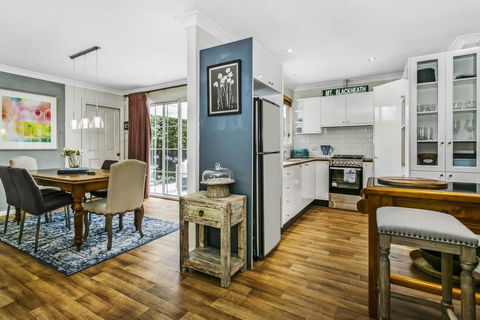 Swanbrook - Accommodation Daintree 1