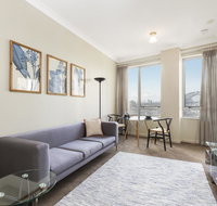 Sydney CBD 1 Bedroom Self-Contained Apartment with Spectacular Sydney Harbour View 1312 BRG - Accommodation Daintree