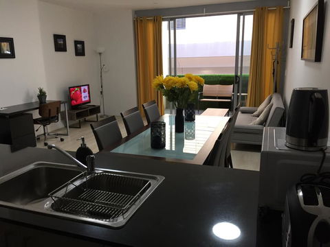 Sydney CBD Family Home - Accommodation Daintree 0