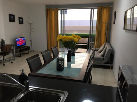Sydney CBD Family Home - Accommodation Daintree 3