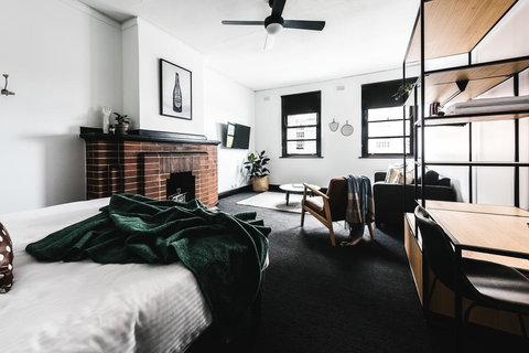 Sydney Park Hotel - Accommodation Daintree 0