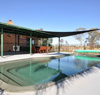 Talga Escape Rothbury with pool and views - Accommodation Daintree