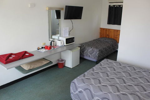 Tamworth Budget Motel - Accommodation Daintree 2