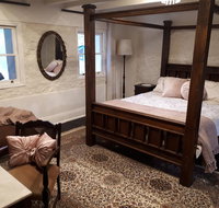 Tanilba House - Accommodation Daintree