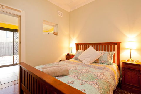 Taree Apartment - Accommodation Daintree 2