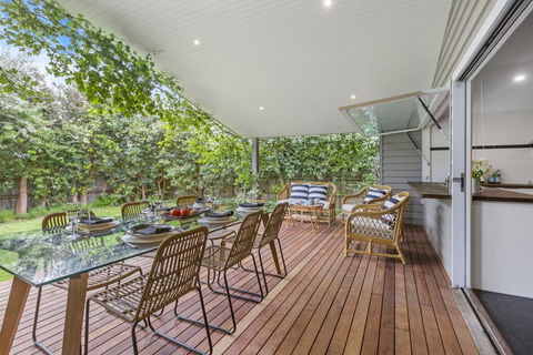 THALASSA HOUSE COASTAL RETREAT DROMANA - Accommodation Daintree 0
