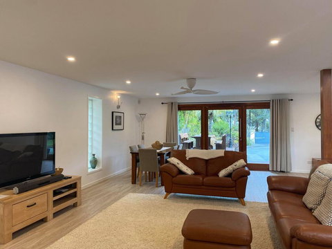 The Old Gallery - Accommodation Daintree 2