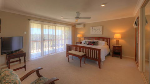 The Avenue At Montville Gracious House - Accommodation Daintree 2