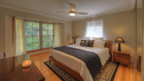 The Avenue At Montville Gracious House - Accommodation Daintree 3