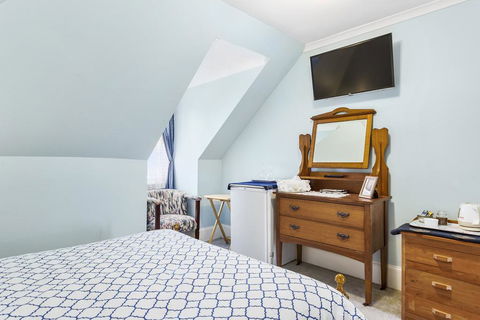 Cambridge House Bed & Breakfast - Accommodation Daintree 19