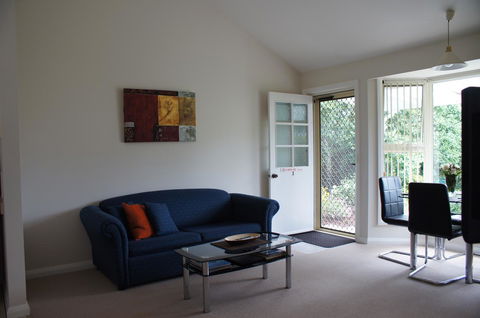 Shearwater Cottages - Accommodation Daintree 5