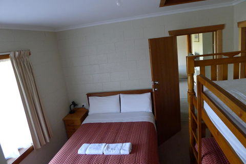 Willaway Motel Apartments - Accommodation Daintree 6