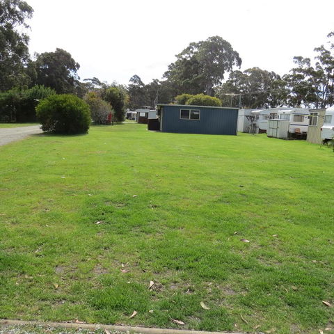 Captain Cook Holiday Park - Accommodation Daintree 6