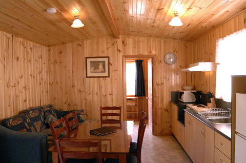 Captain Cook Holiday Park - Accommodation Daintree 21