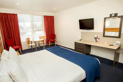Edgewater Hotel - Accommodation Daintree 14