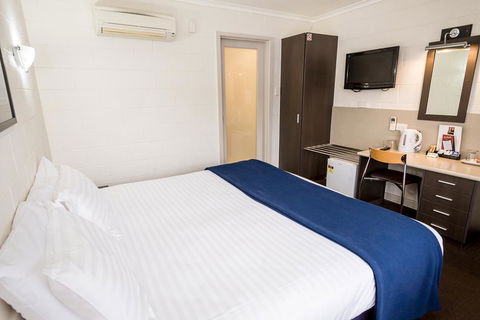Edgewater Hotel - Accommodation Daintree 18