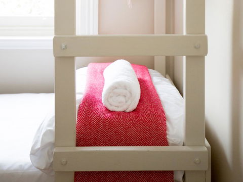 Montacute Boutique Bunkhouse - Accommodation Daintree 13
